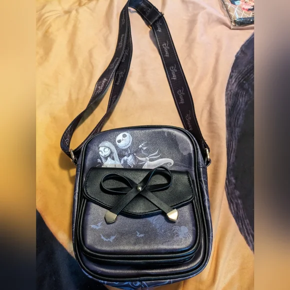 Disney Nightmare Before Christmas Crossbody Shoulder Mini crossbody - Picture 8 of 16